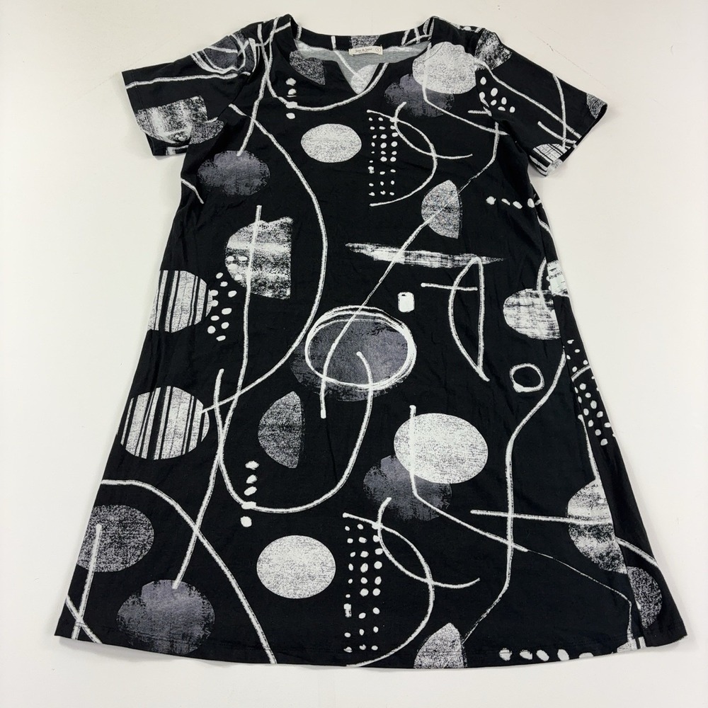 Jess & Jane T Shirt Dress Womens L Black Geometric Cotton Stretch USA Knee